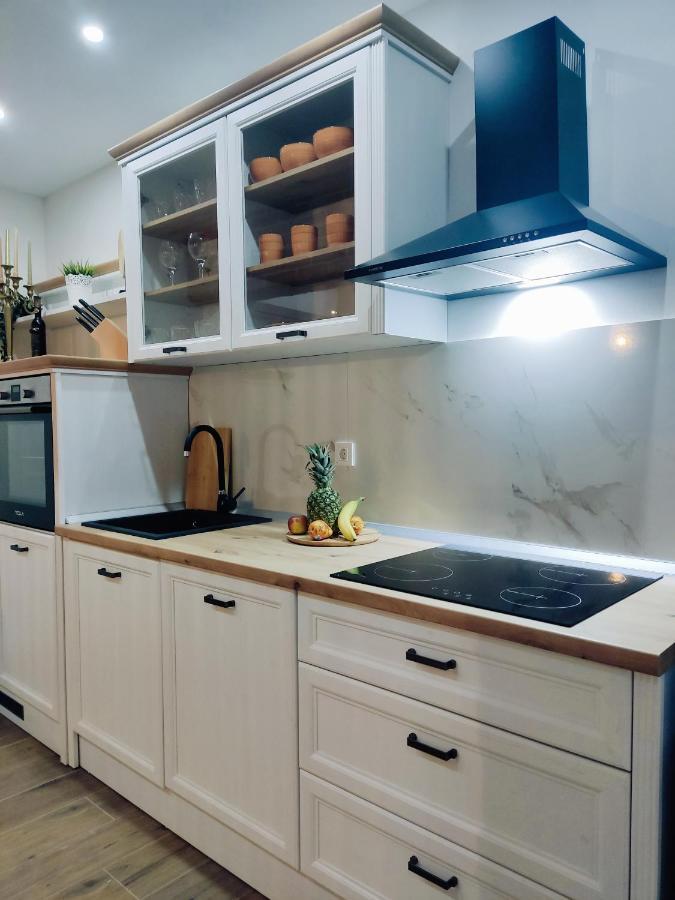 Apartment Ivante Kaštela Екстериор снимка